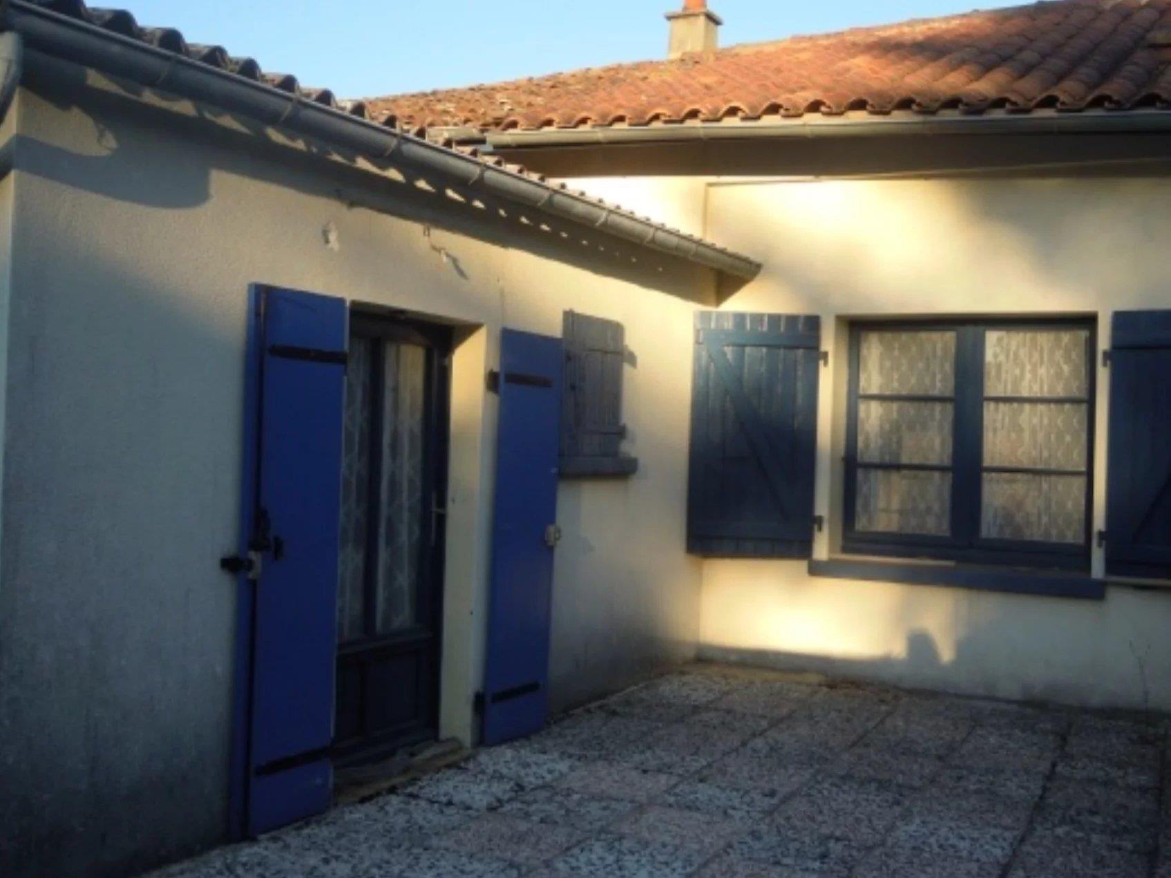 Maison à vendre, 33m², Chabanais