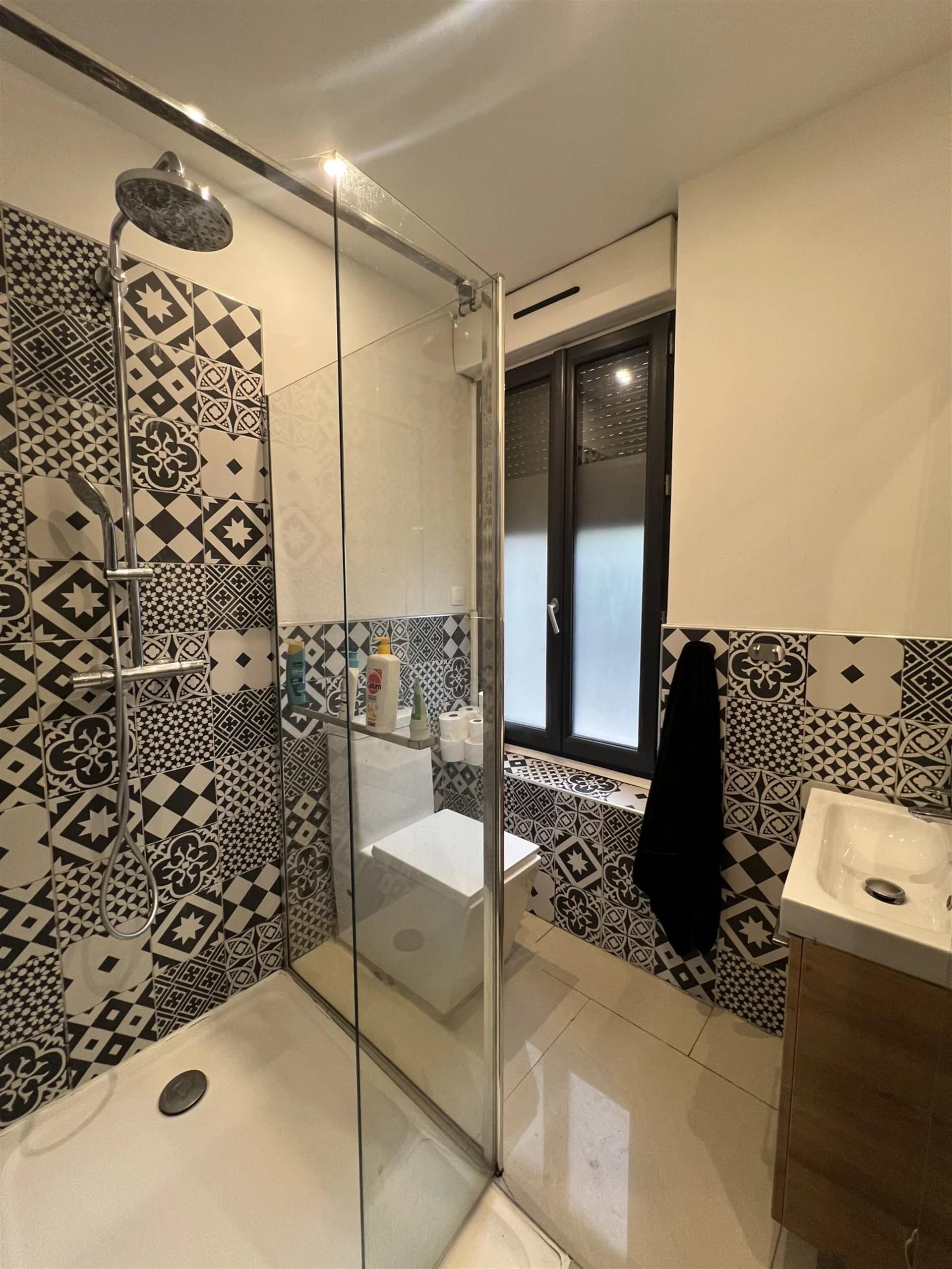 Maison à vendre, 126m², Nîmes