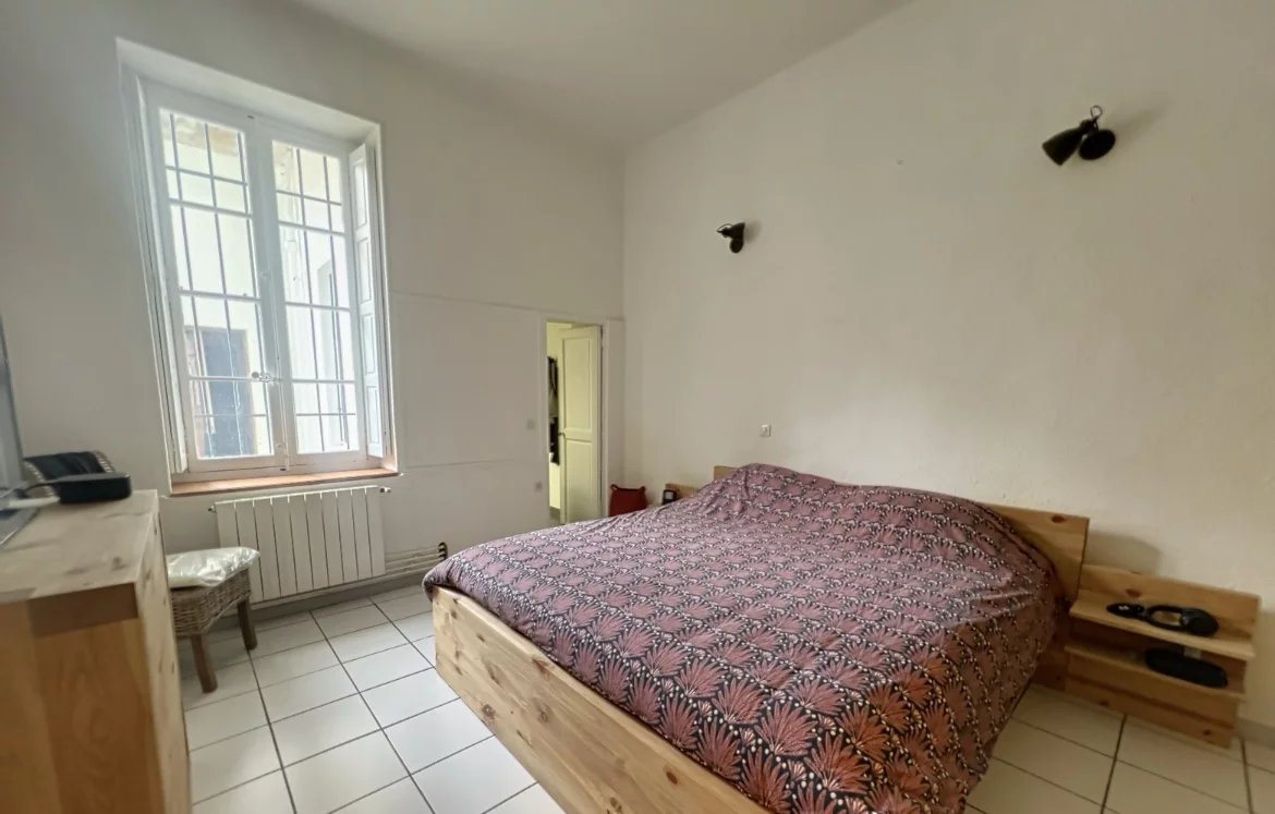 Maison à vendre, 365m², Nîmes