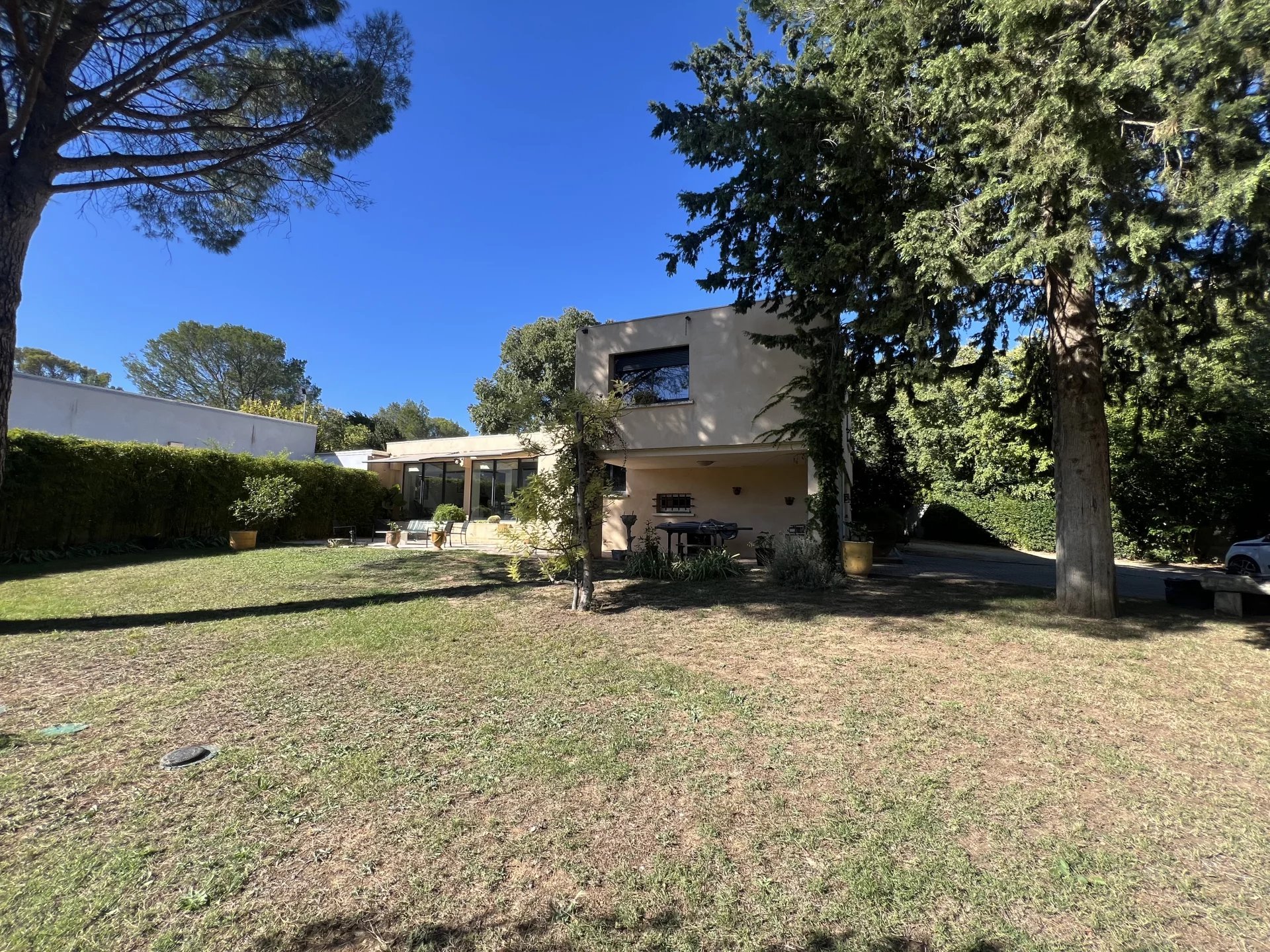 Maison à vendre, 200m², Nîmes