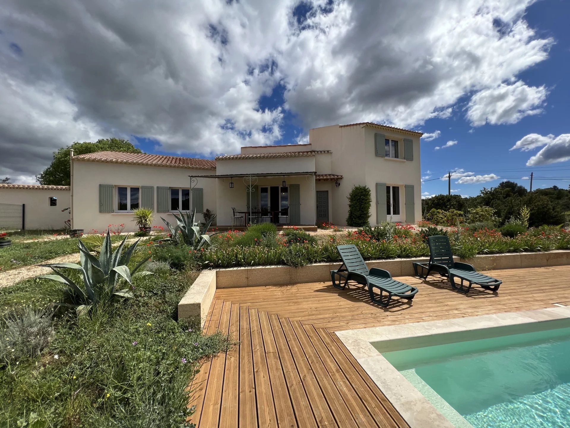 Maison à vendre, 138m², Valliguières