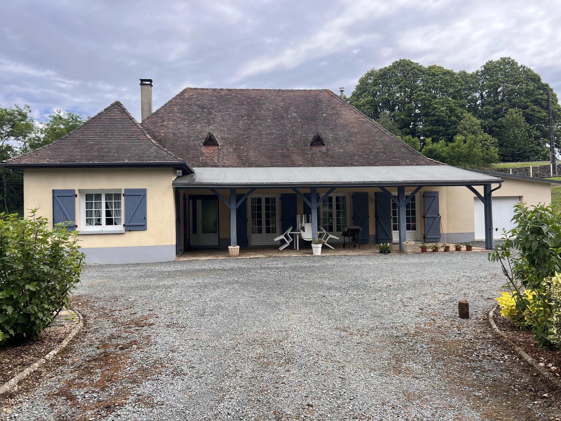 Maison à vendre, 116m², Saint-Pierre-de-Frugie