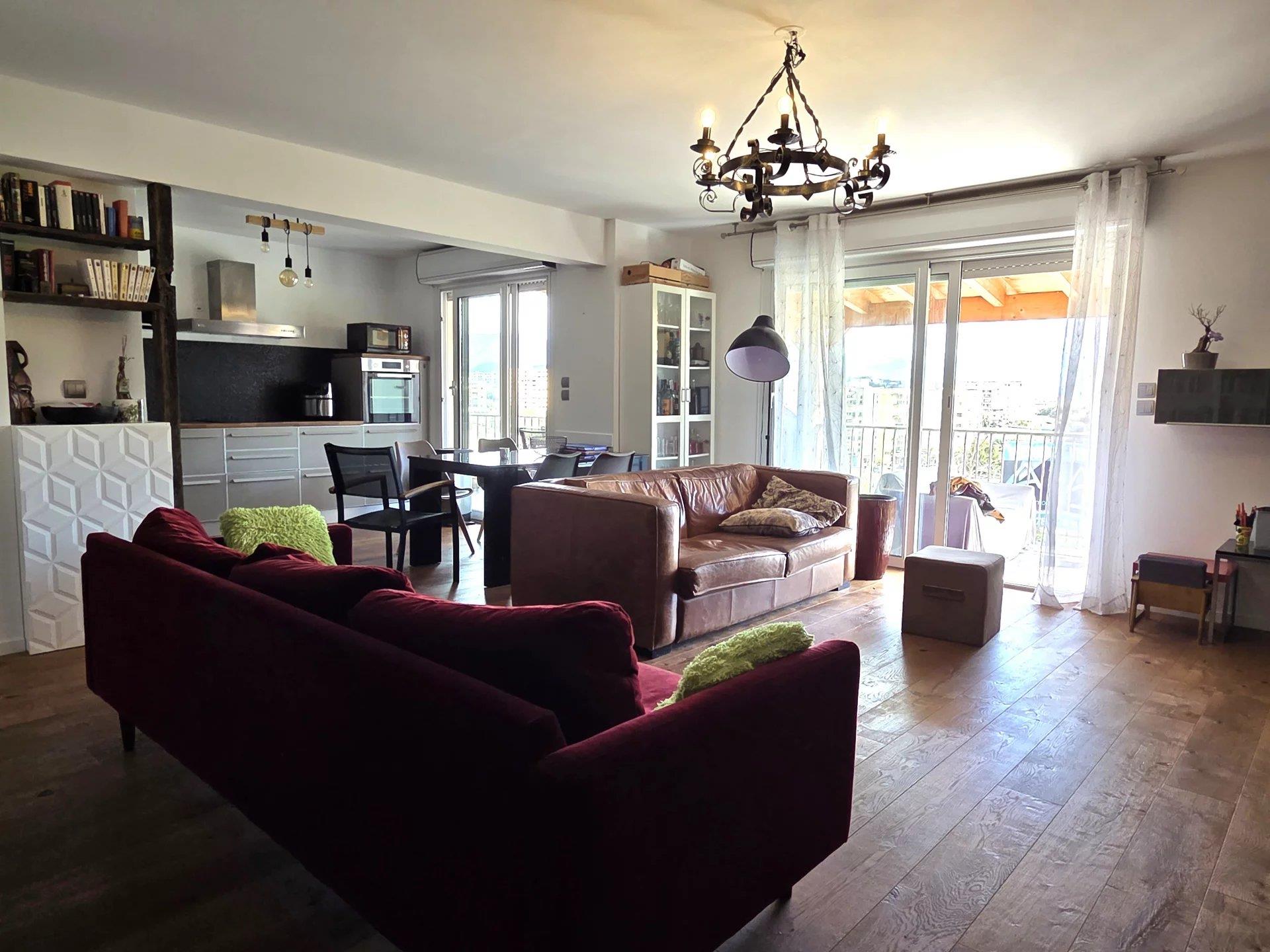 Appartement à vendre, 92m², Ajaccio