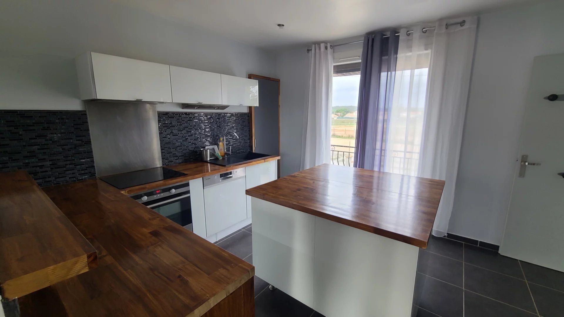 Appartement à louer, 95m², Cournonterral