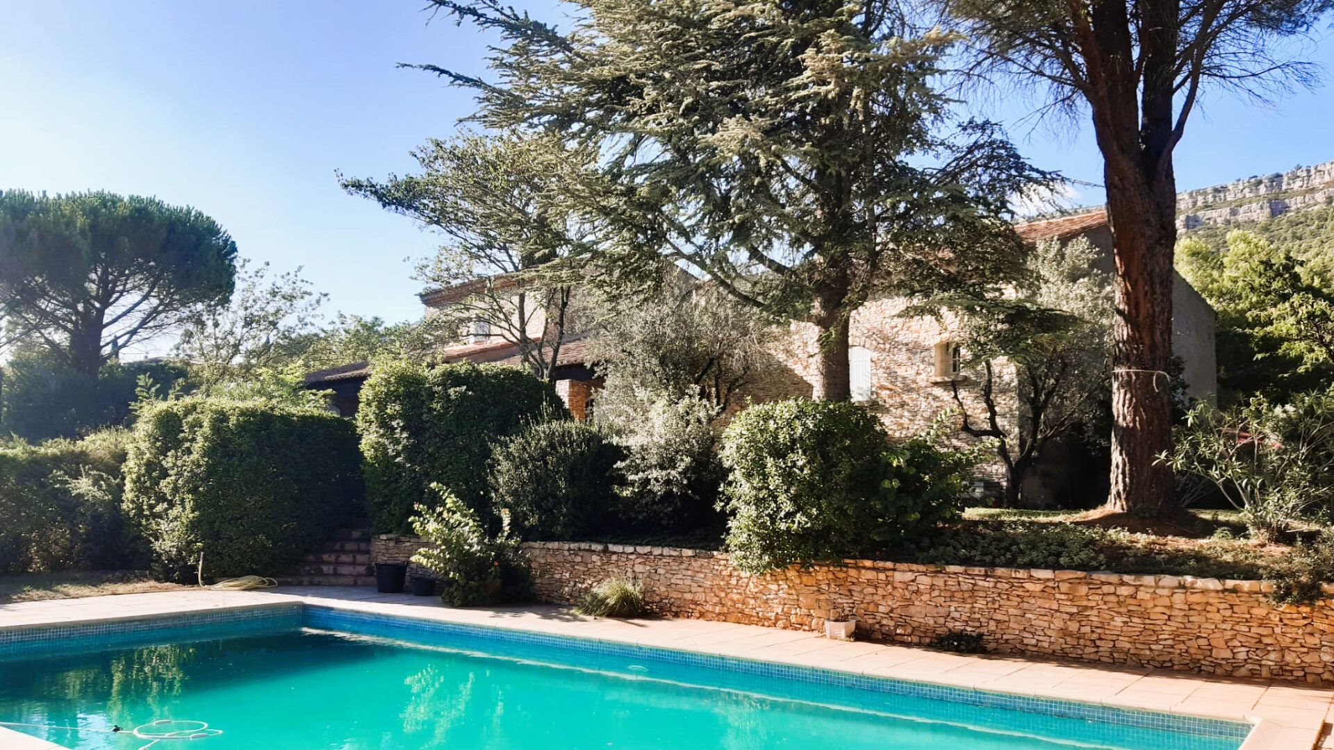 Maison à vendre, 270m², Châteauneuf-le-Rouge