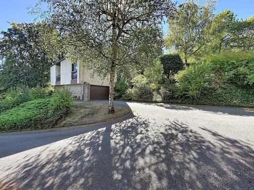 Maison 7 pièces 212 m² · à Saint-Éloy-les-Mines · 212 m² · 199 000 €