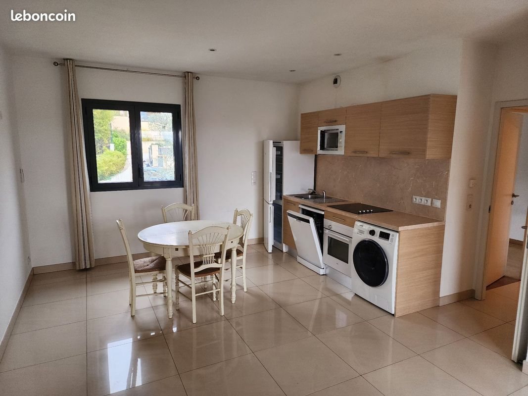 Appartement à louer, 47m², Grasse