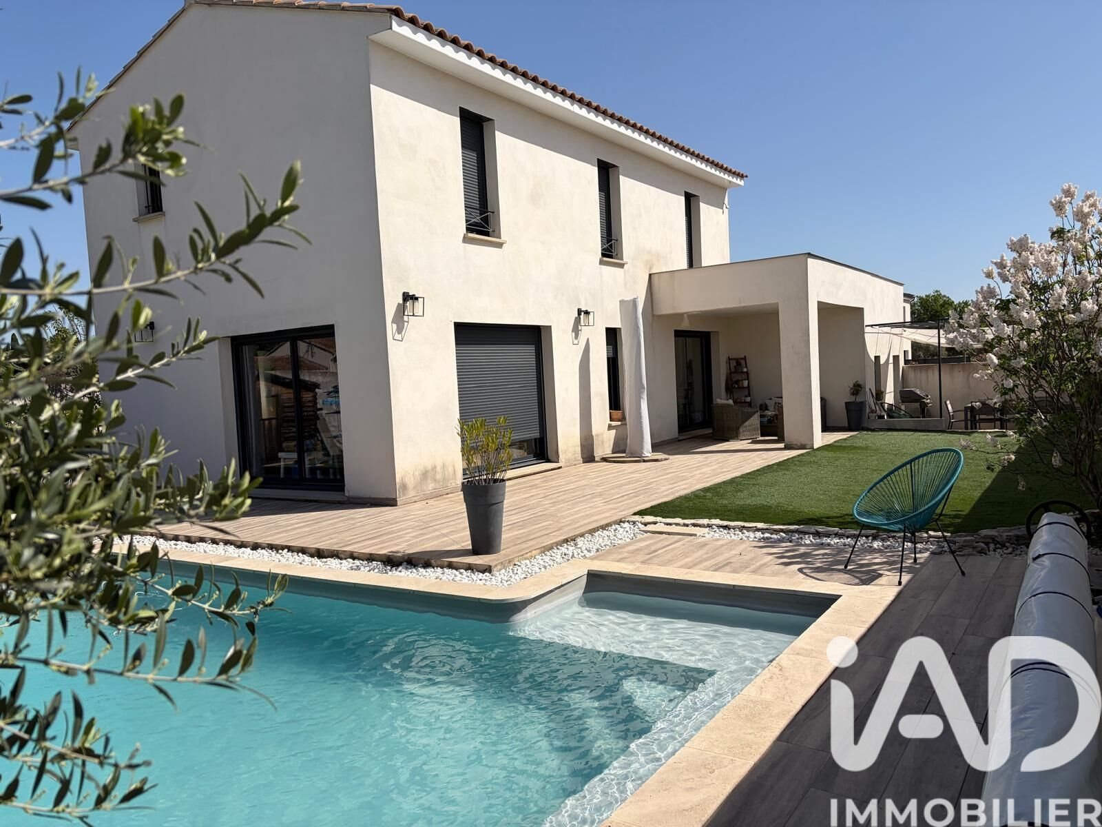 Maison à vendre, 118m², Châteauneuf-de-Gadagne