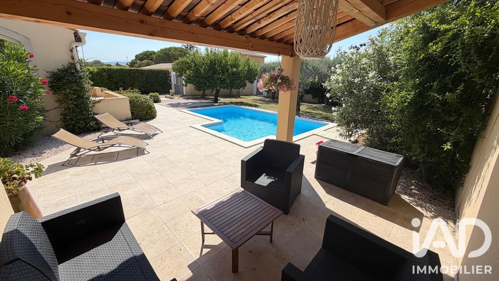 Maison à vendre, 145m², Saint-Saturnin-lès-Avignon