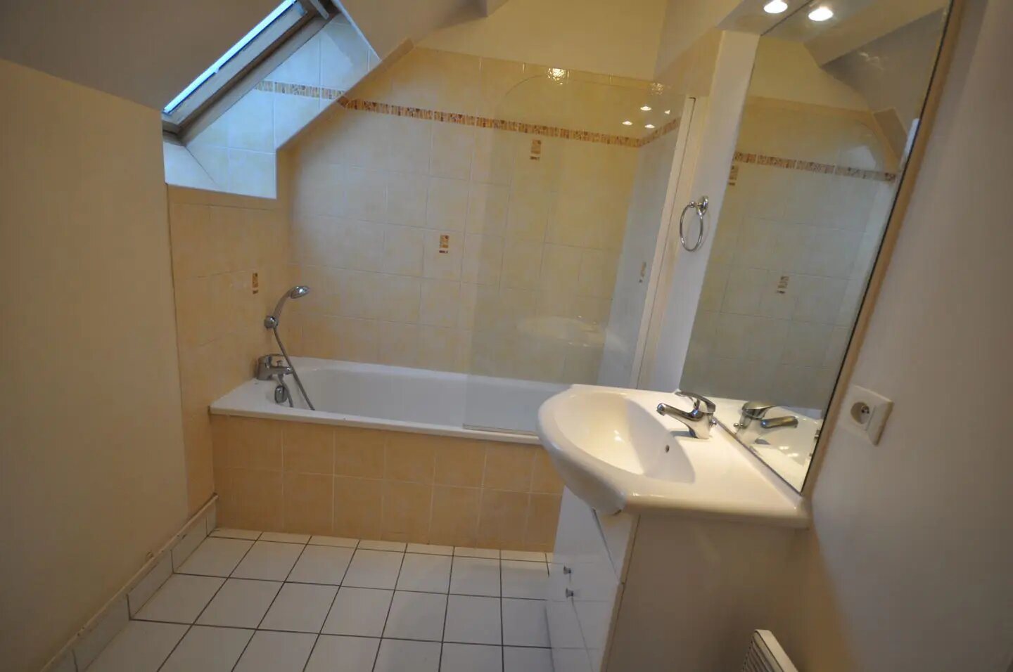 Appartement à louer, 41m², Beynes