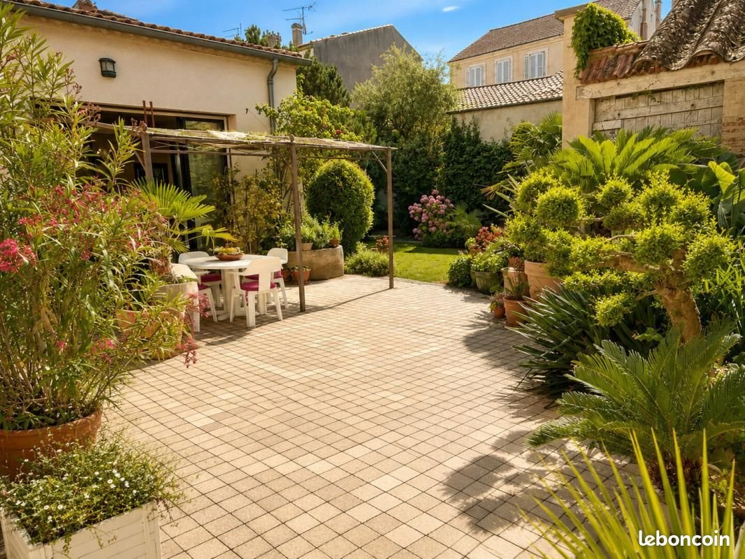 Maison à vendre, 295m², Villeneuve-sur-Lot