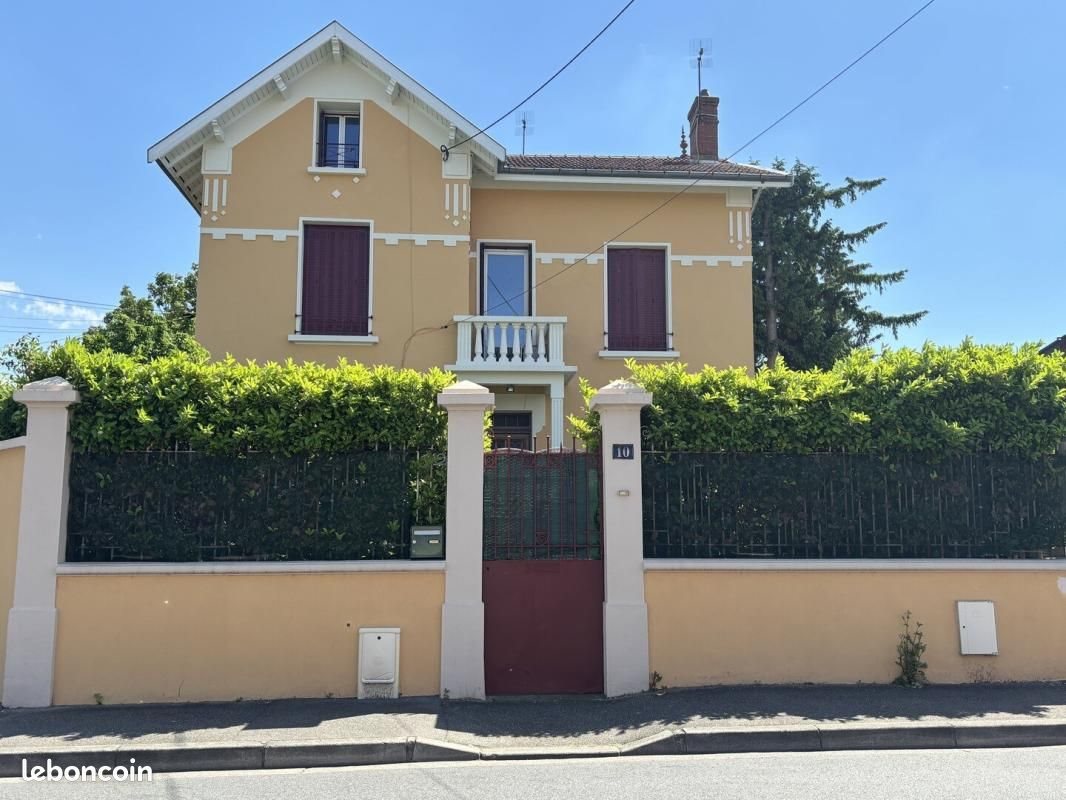 Appartement à vendre, 245m², Pierre-Bénite