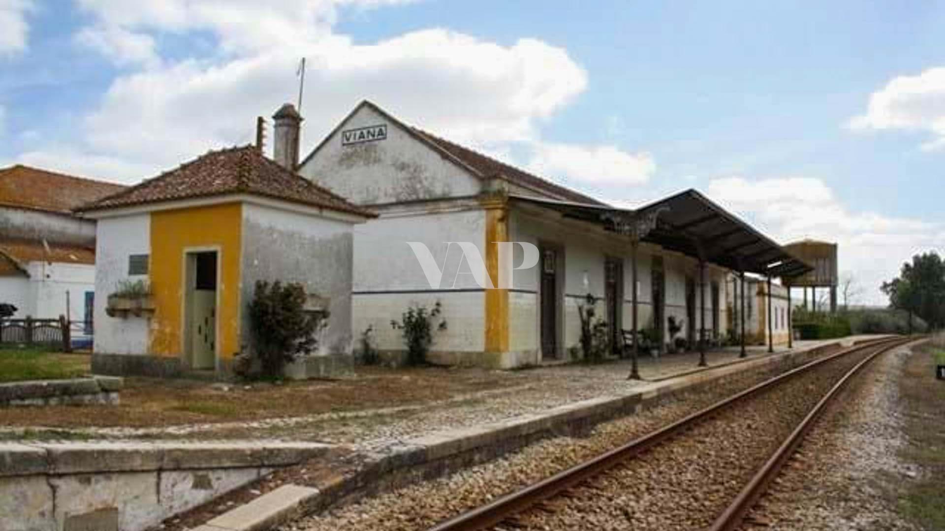 Viana Do Alentejo - 2 Ruin Warehouses