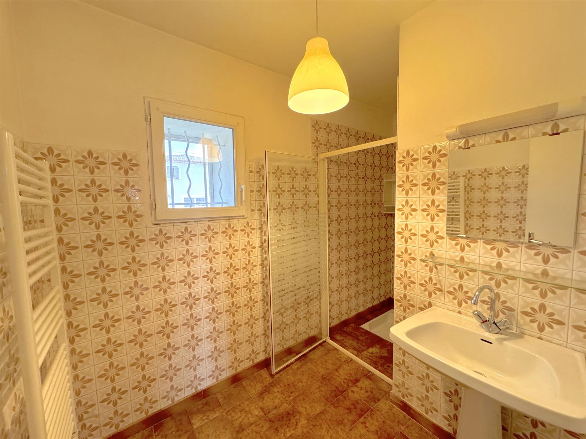 Maison à vendre, 81m², Caumont-sur-Durance