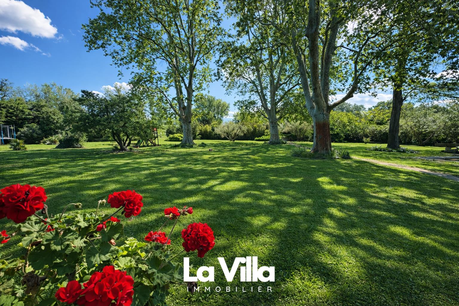 Maison à vendre, 805m², Arles