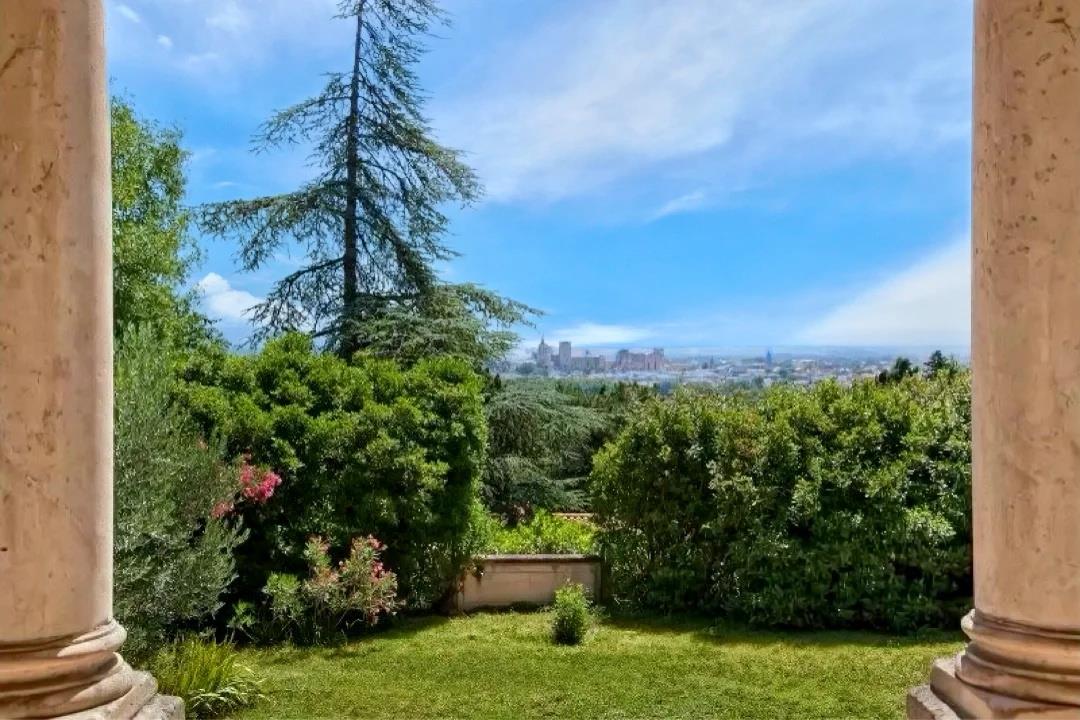 Maison à vendre, 274m², Villeneuve-lès-Avignon