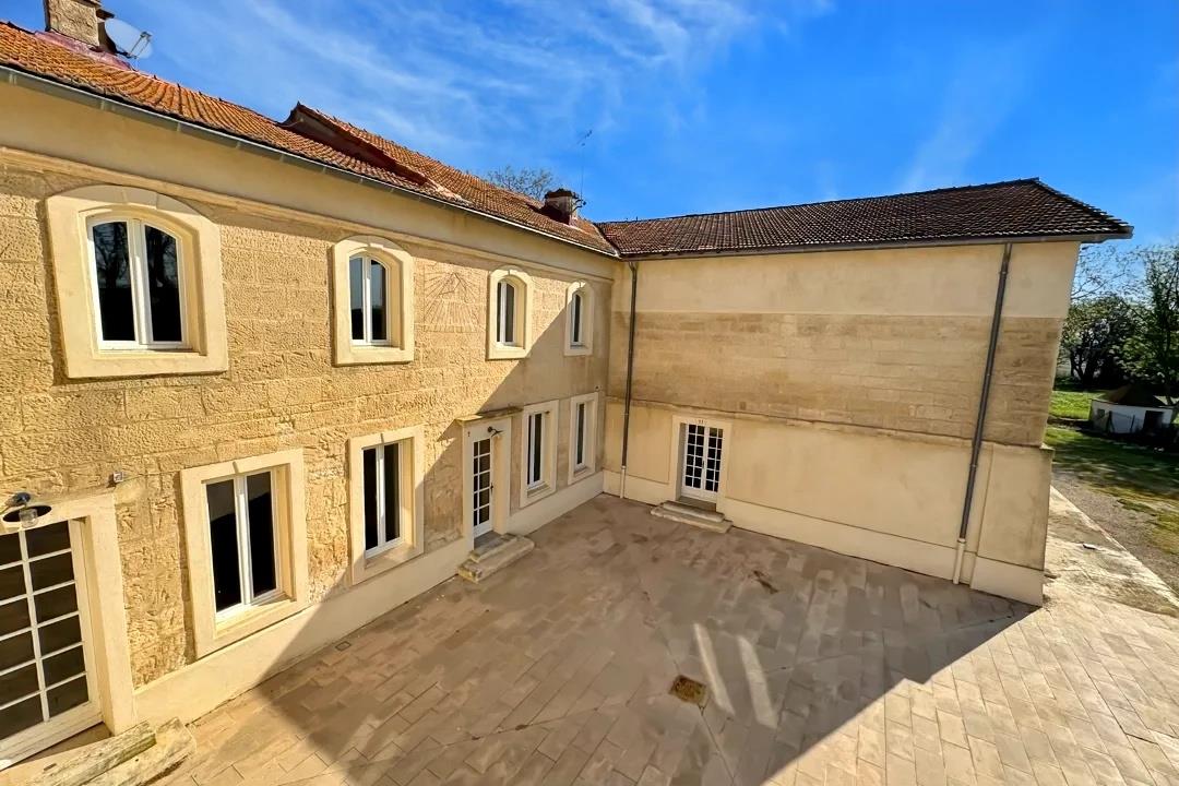 Maison à vendre, 1100m², Arles