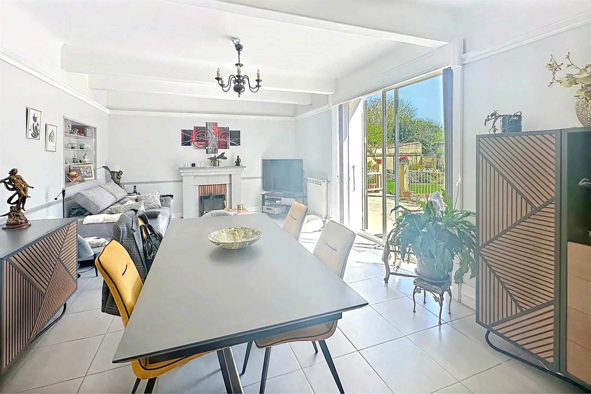 Maison à vendre, 161m², Sorgues