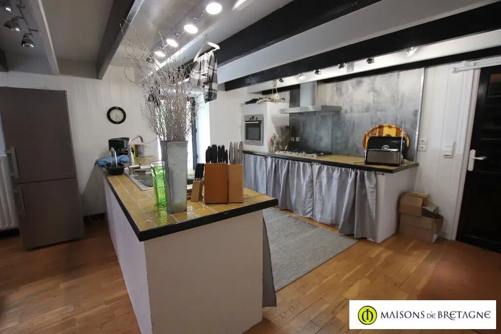 Maison à vendre, 380m², Moëlan-sur-Mer