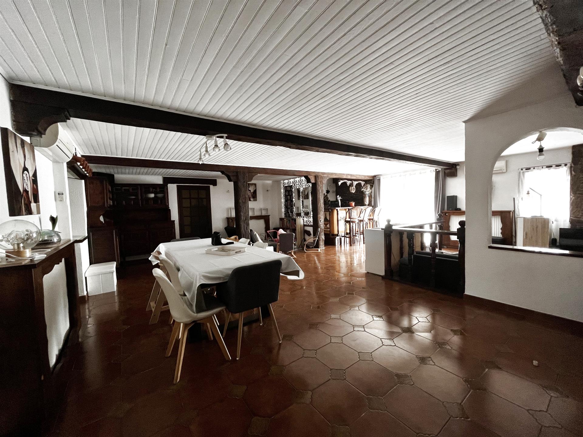 Maison à vendre, 251m², Arles-sur-Tech