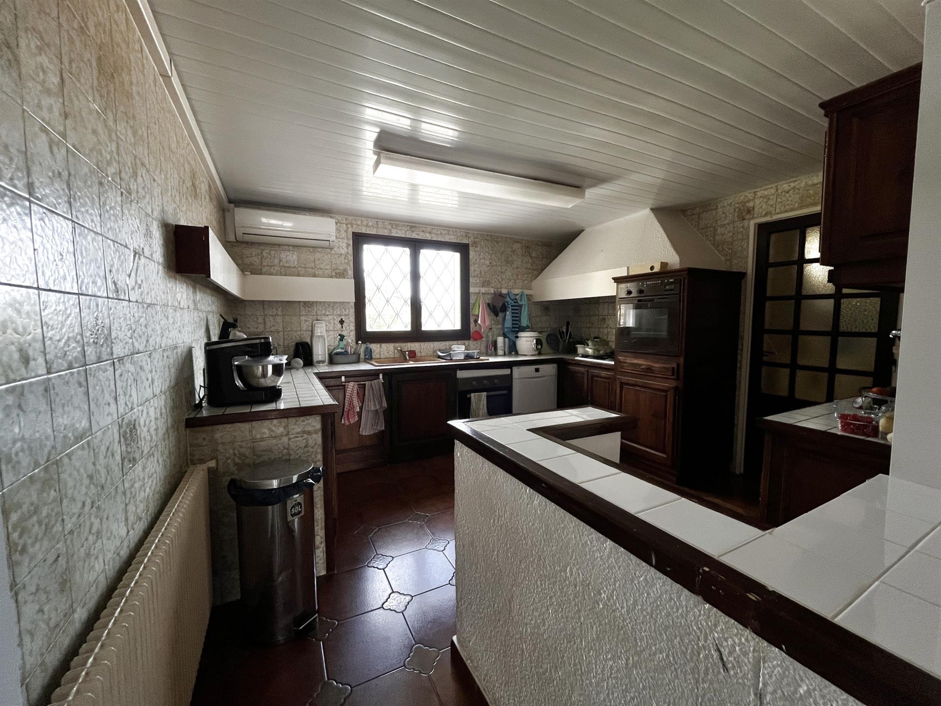 Maison à vendre, 251m², Arles-sur-Tech