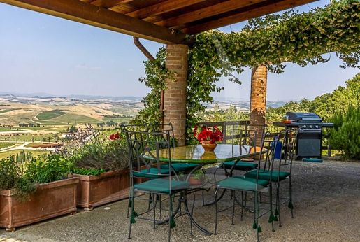 Montalcino (Siena) photo 2