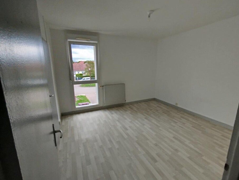 Appartement à louer, 42m², Mirecourt