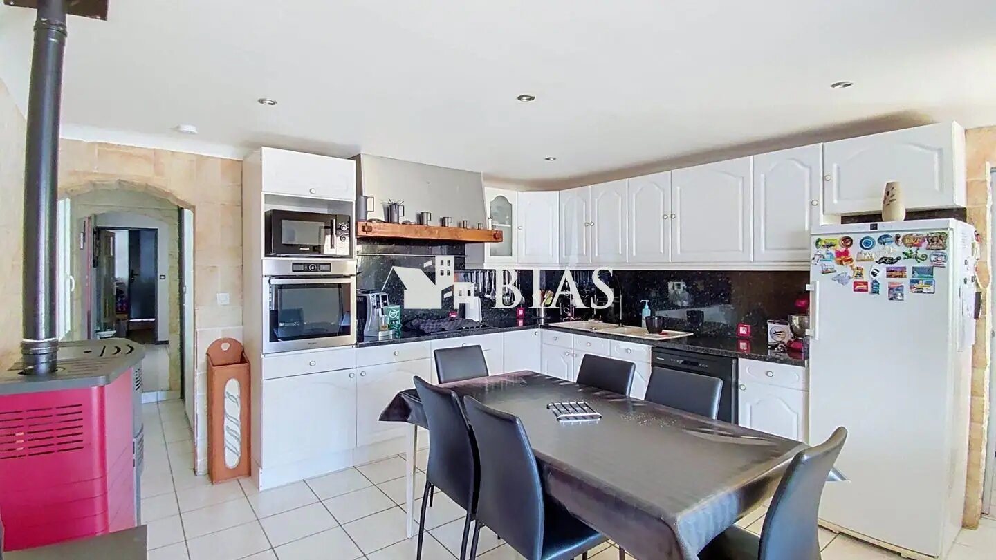 Maison à vendre, 159m², Saint-Ouen-de-Thouberville