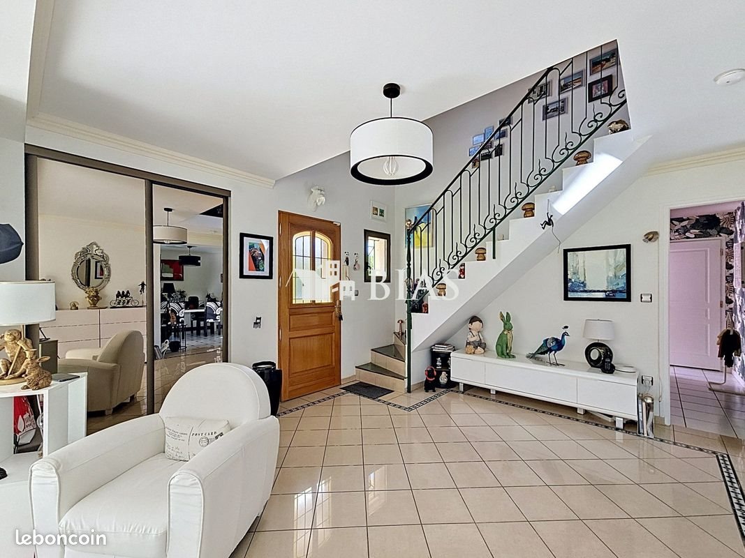 Maison à vendre, 157m², Le Neubourg