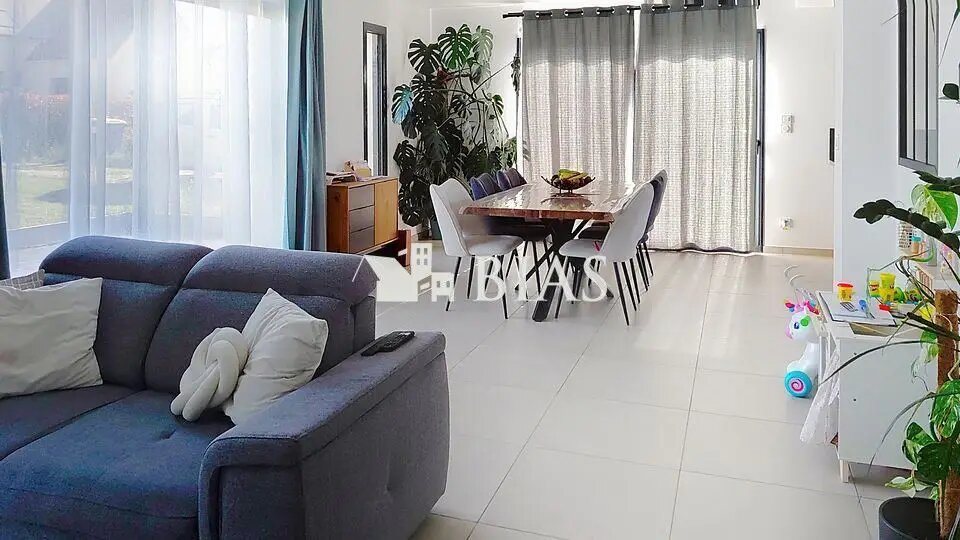 Maison à vendre, 120m², Bourg-Achard