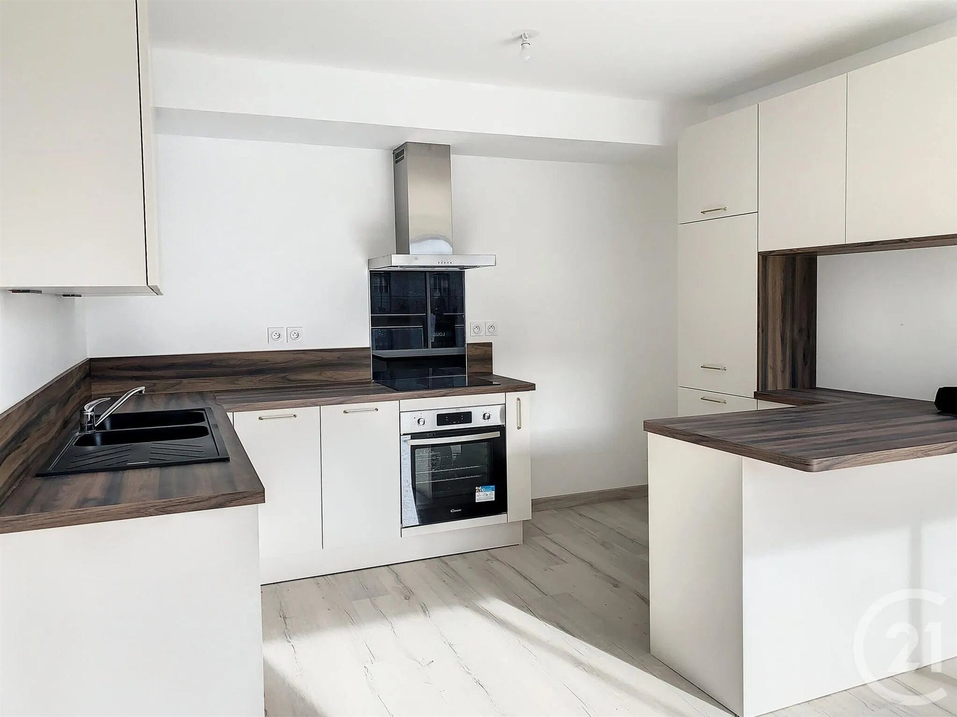 Appartement à louer, 91m², Dinan