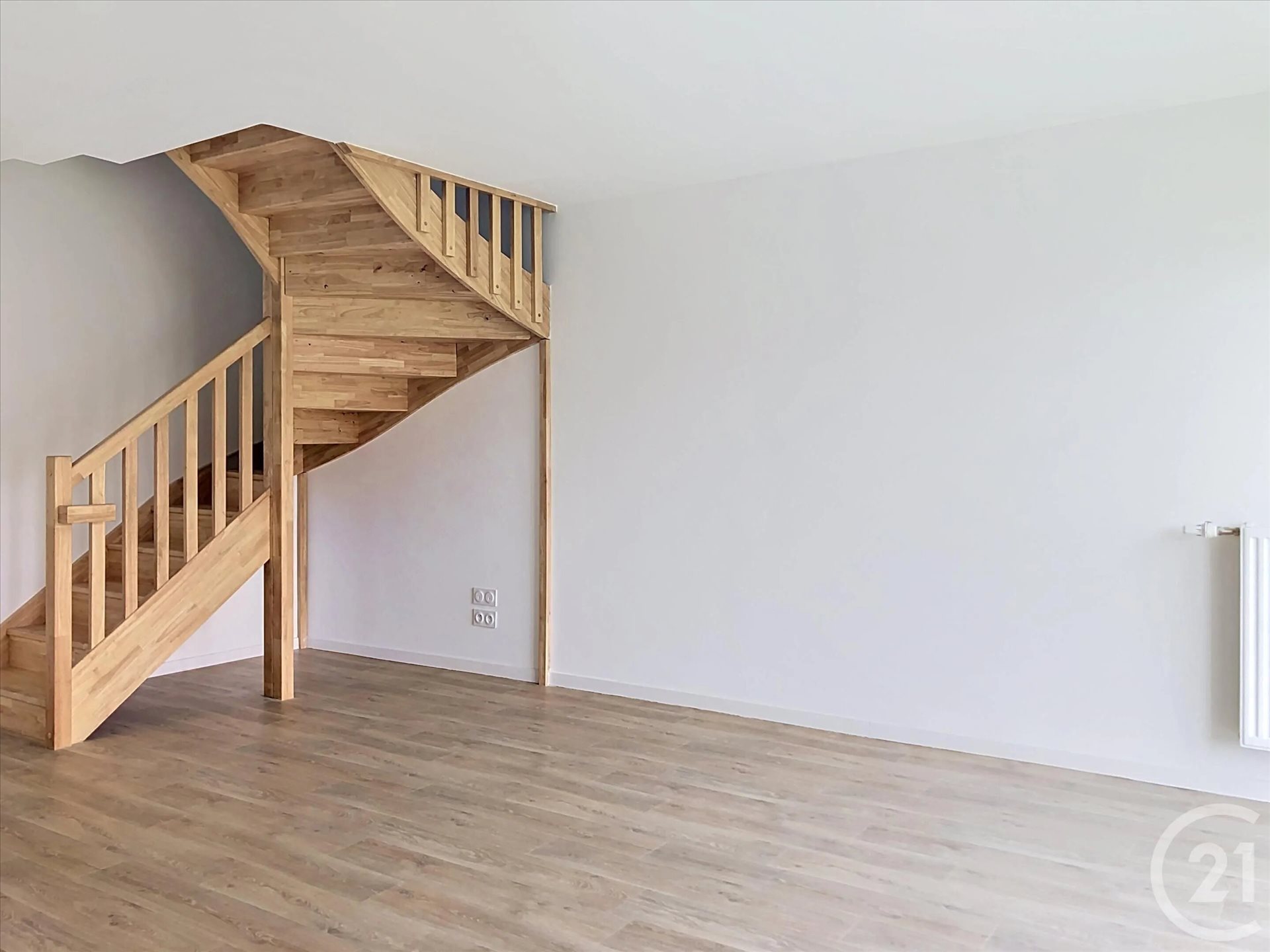 Appartement à louer, 62m², Quévert