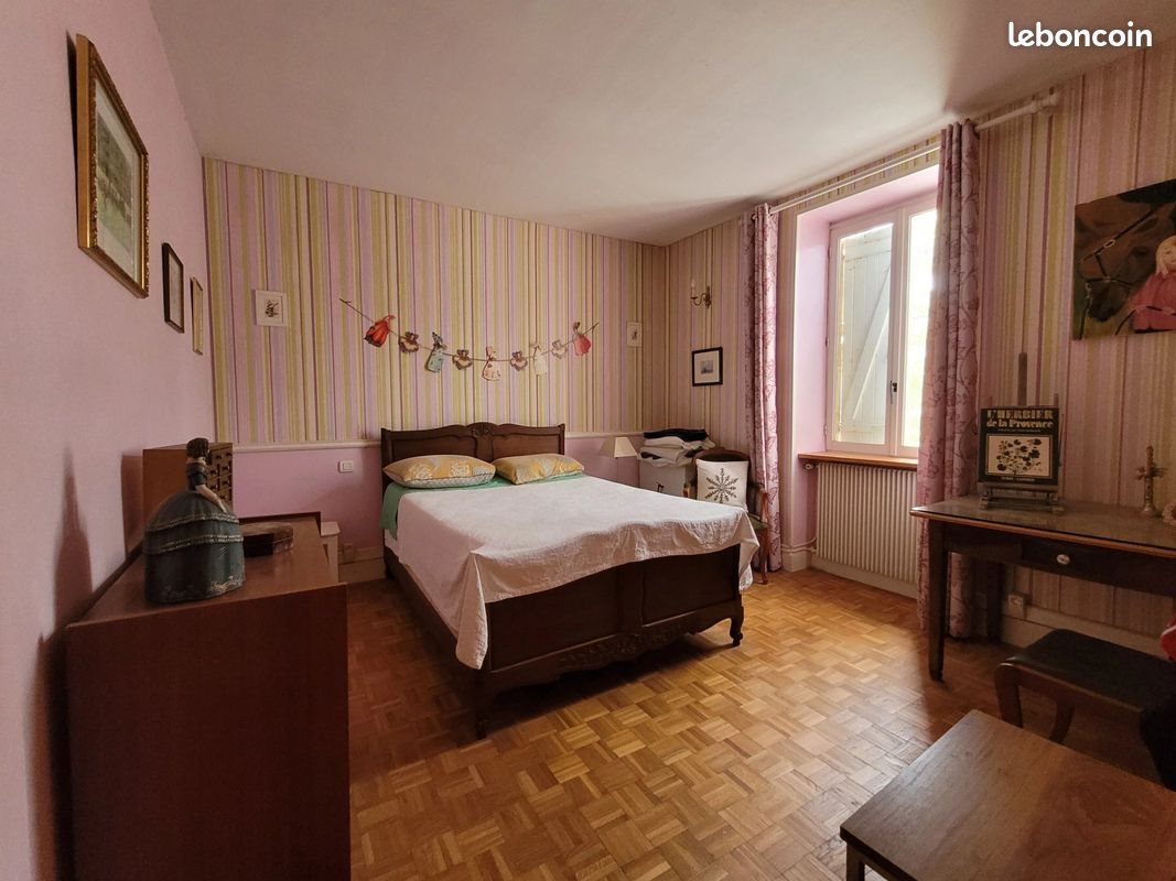Maison à vendre, 148m², Voussac
