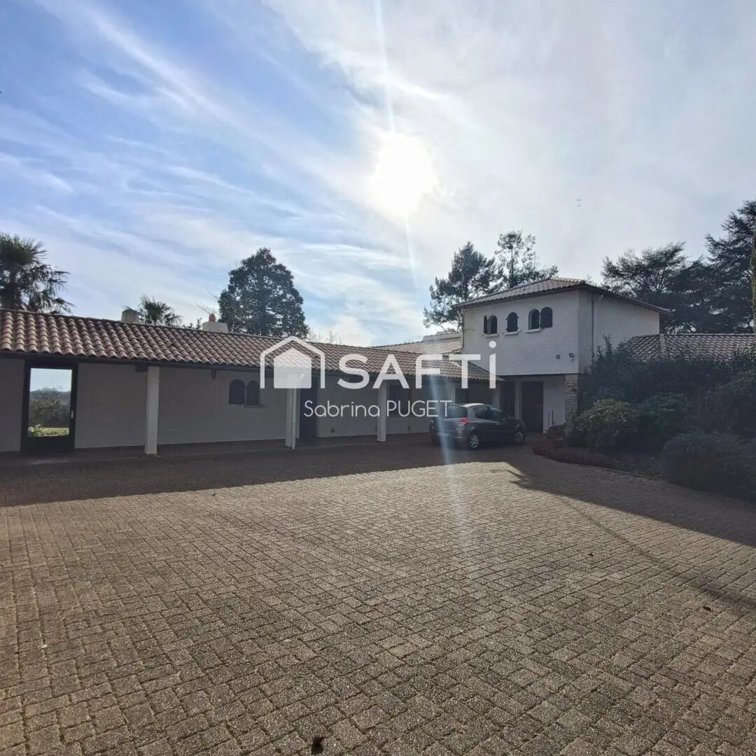 Maison à vendre, 360m², Sainte-Florence