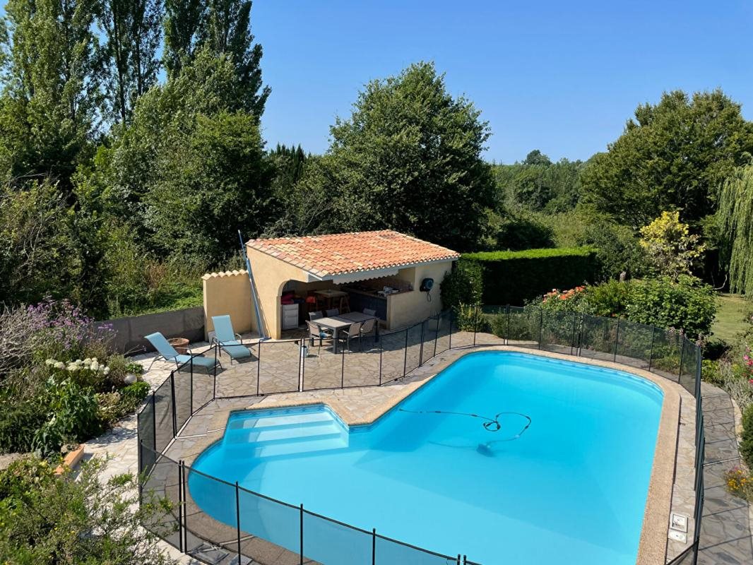 Maison à vendre, 159m², Sauveterre-de-Guyenne