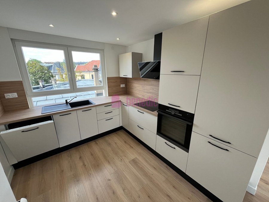 Appartement à louer, 74m², Thionville