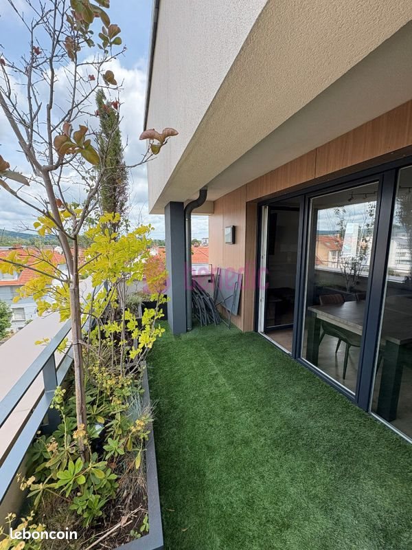 Appartement à louer, 45m², Manom