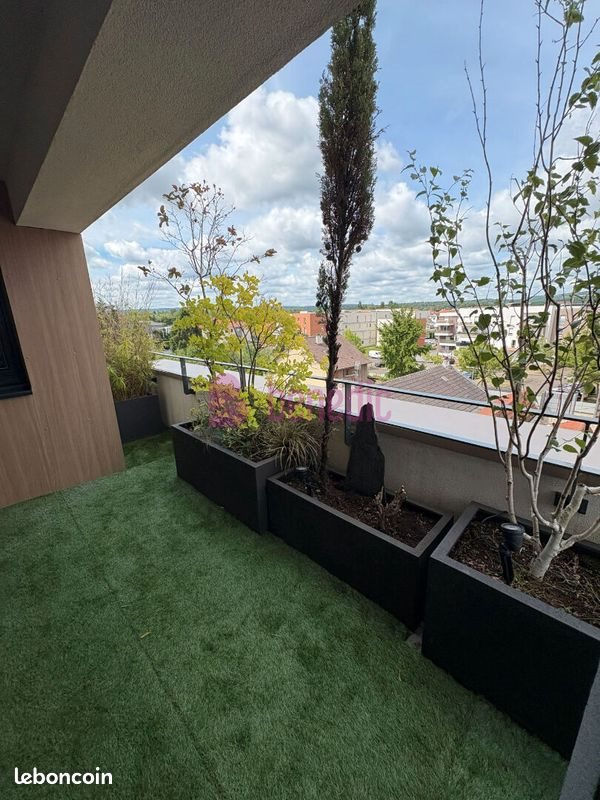 Appartement à louer, 45m², Manom
