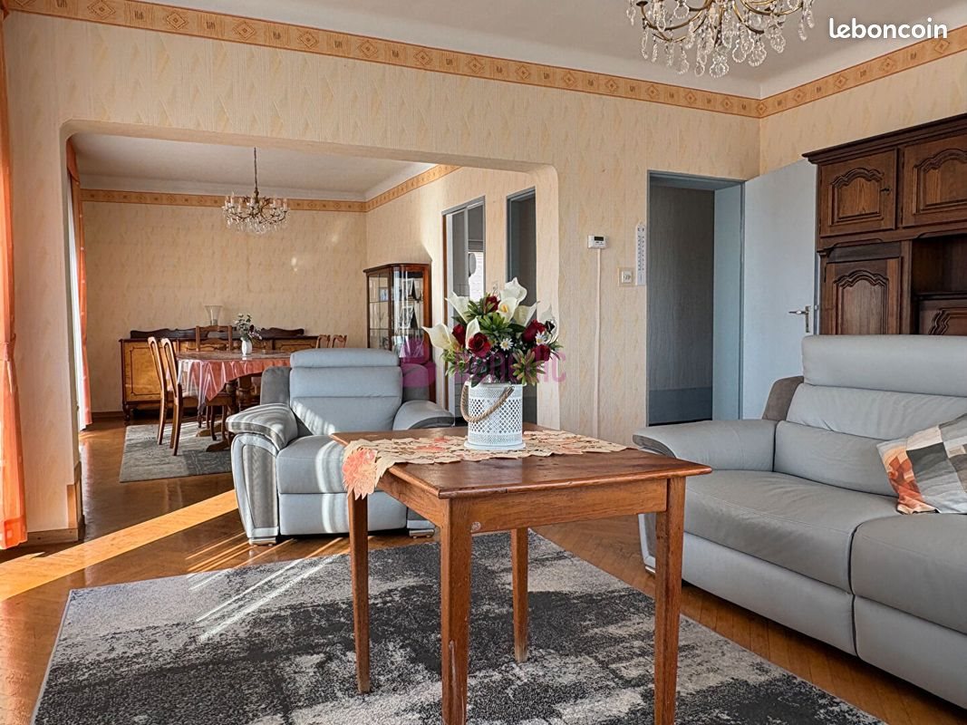 Maison à vendre, 226m², Woustviller