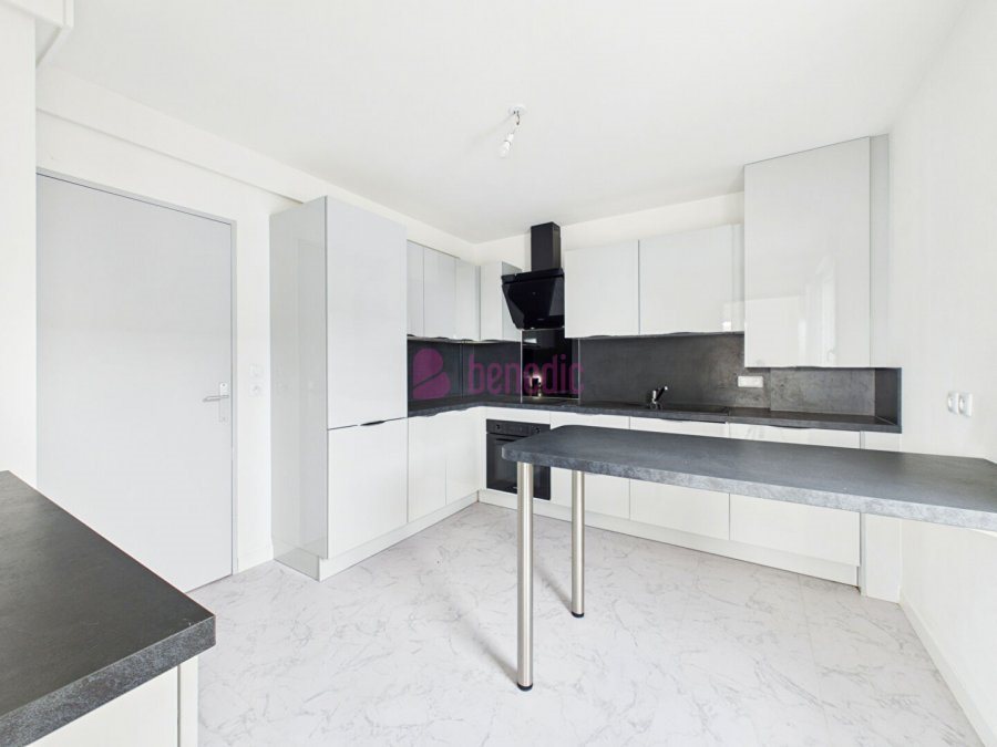 Appartement à vendre, 105m², Saint-Privat-la-Montagne