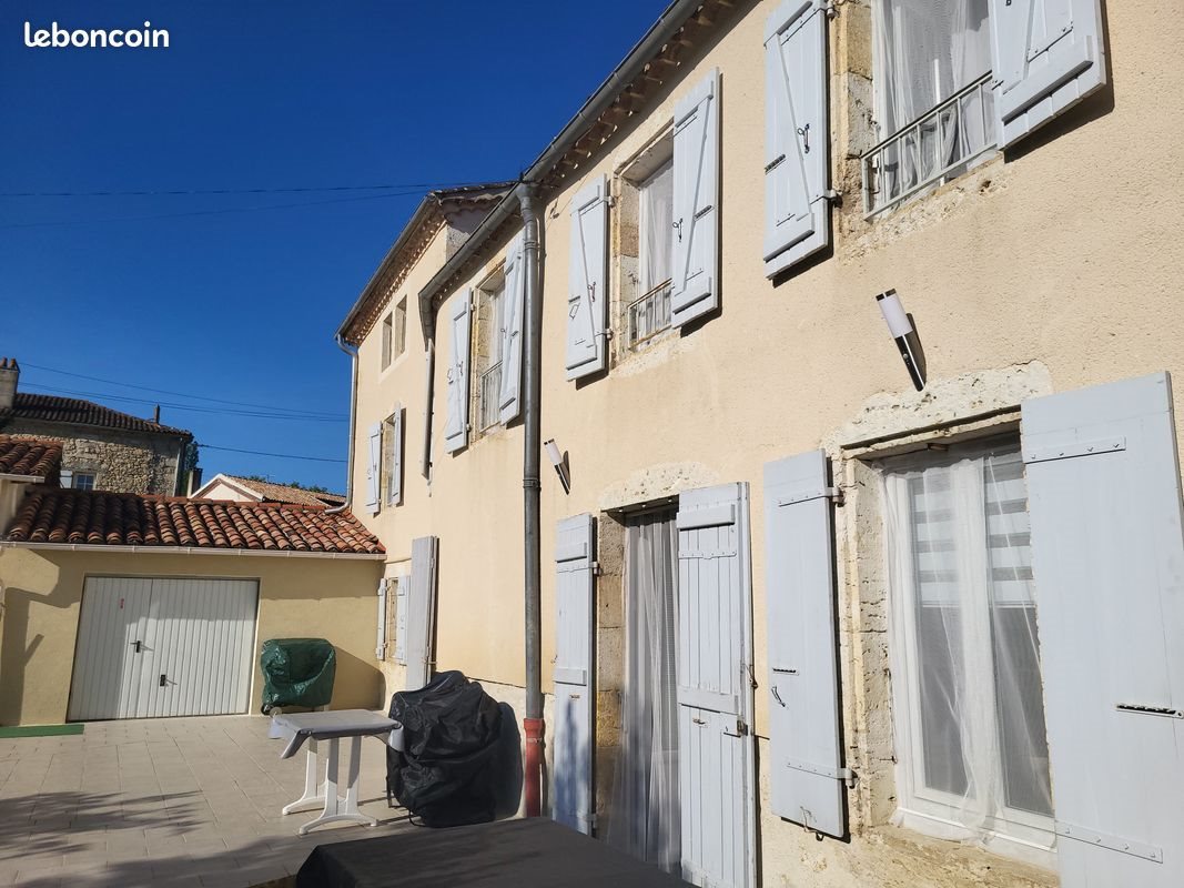 Maison à louer, 190m², Condom