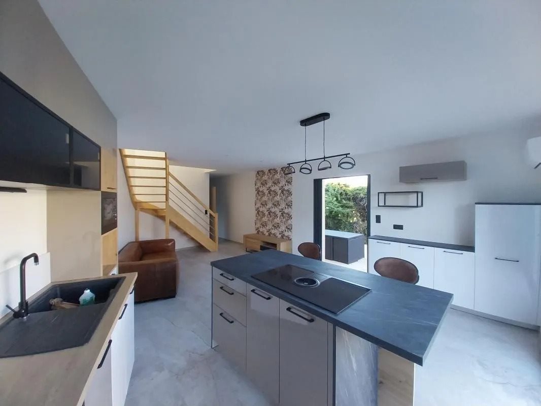 Maison à vendre, 88m², Pomérols