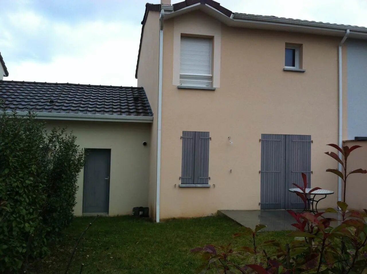 Maison à louer, 84m², Pazayac