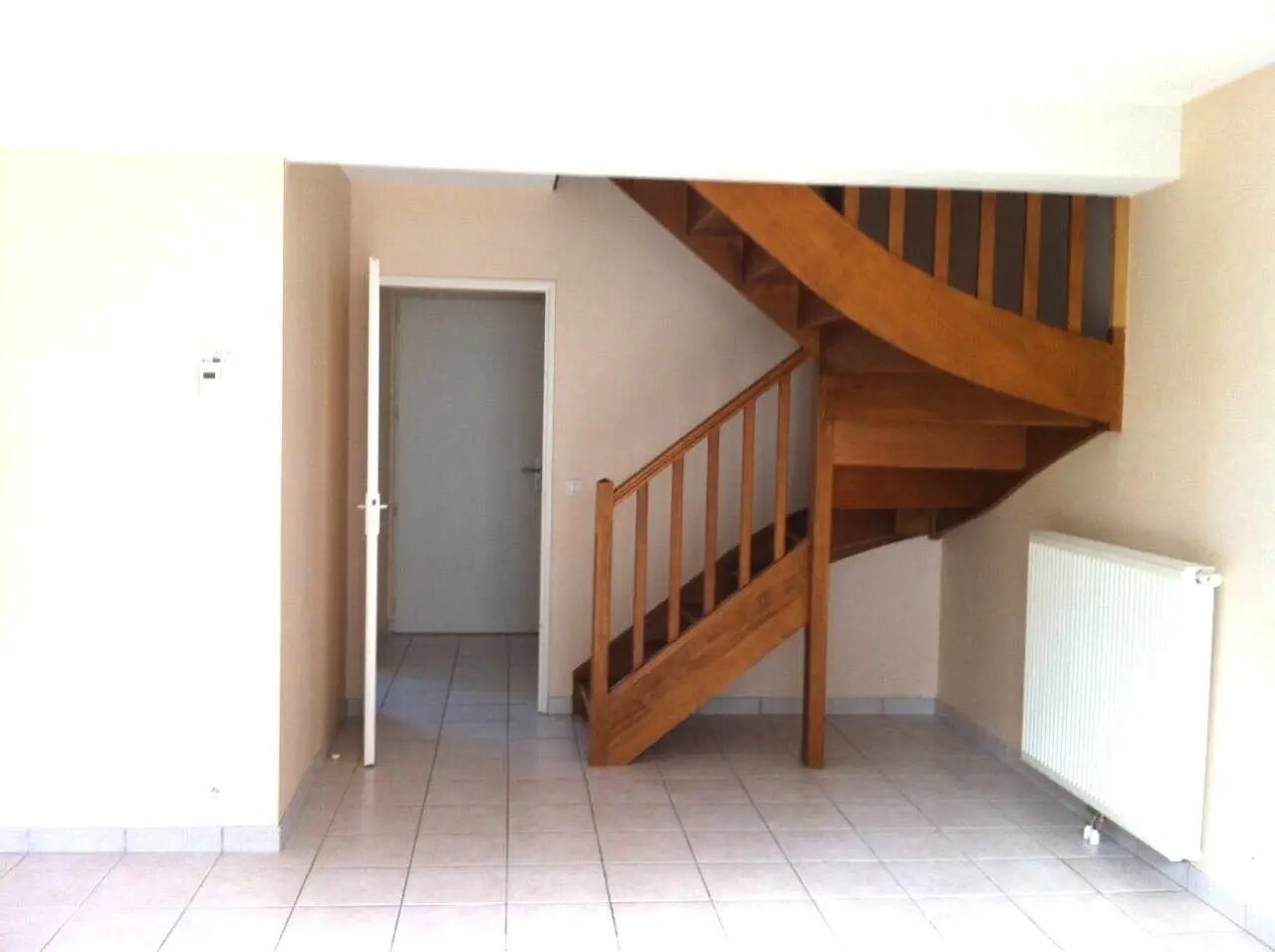 Maison à louer, 84m², Pazayac