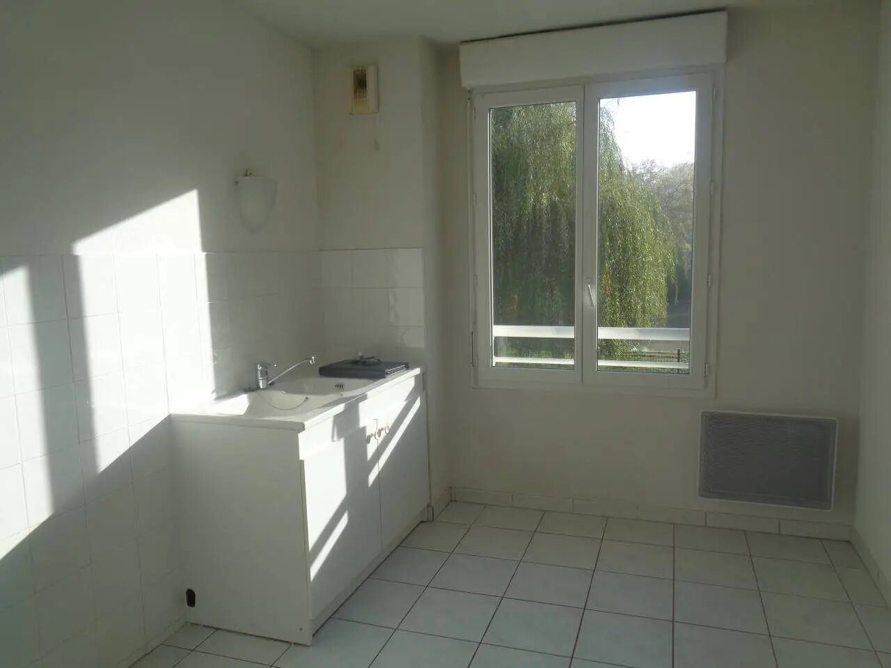 Appartement à louer, 61m², Larche