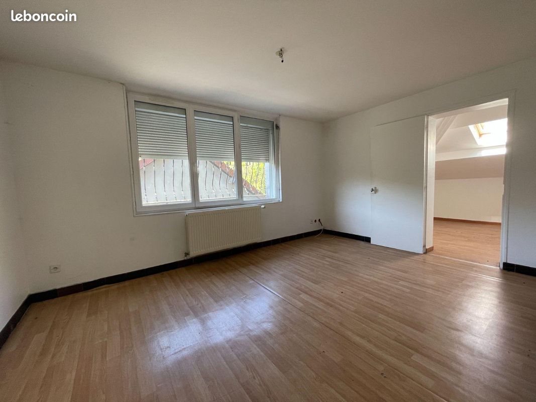 Maison à vendre, 255m², Laifour