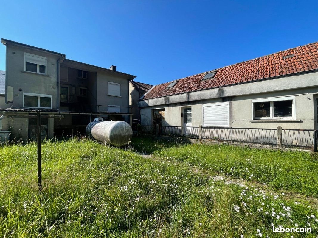Maison à vendre, 255m², Laifour