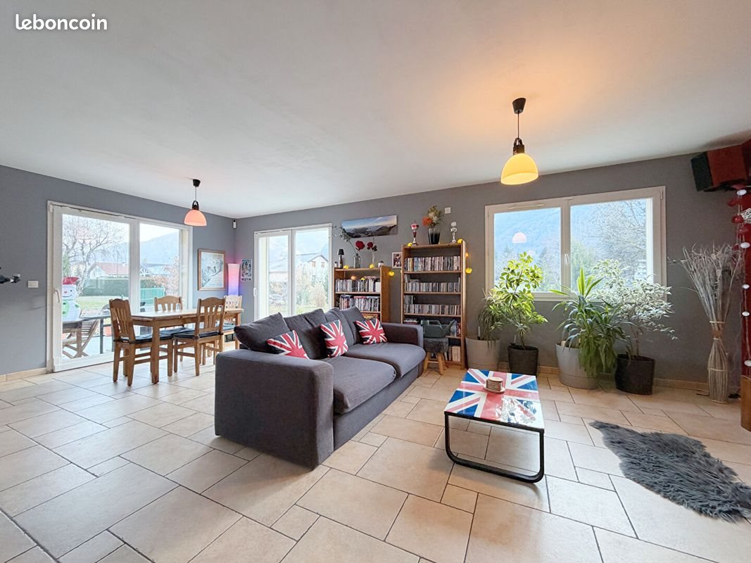 Maison à vendre, 160m², Marnaz