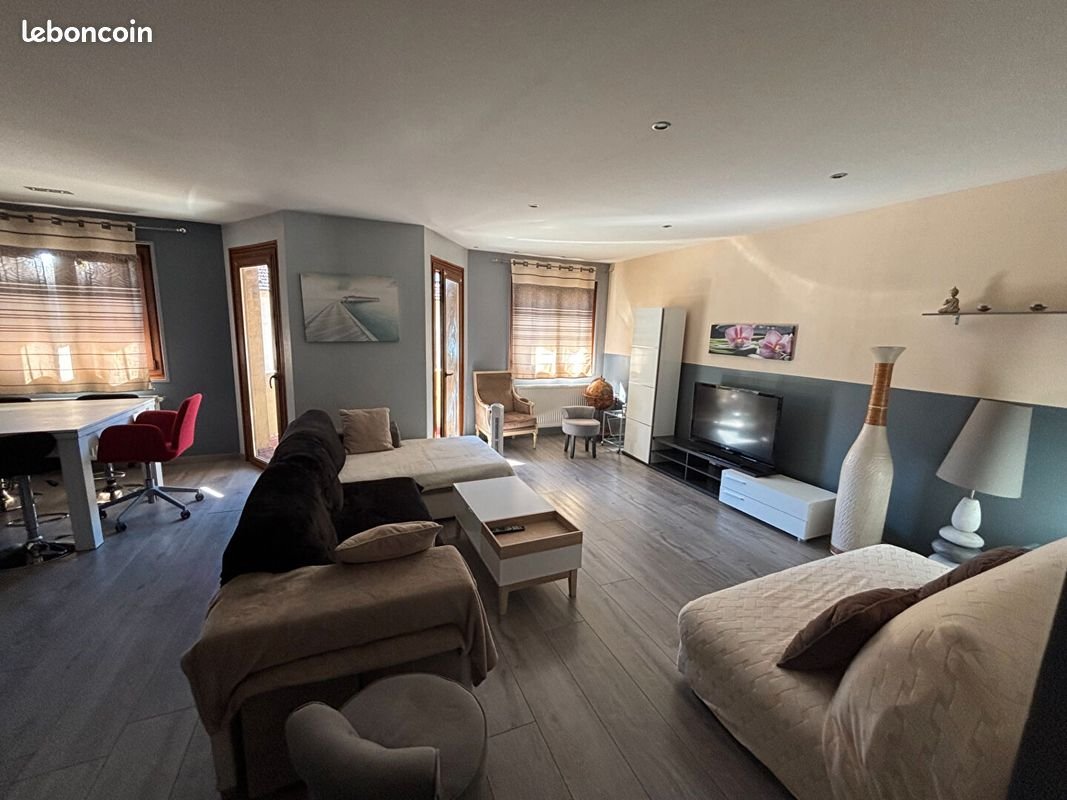 Appartement à louer, 98m², Cluses