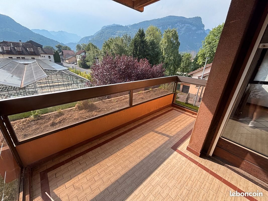 Appartement à louer, 80m², Cluses